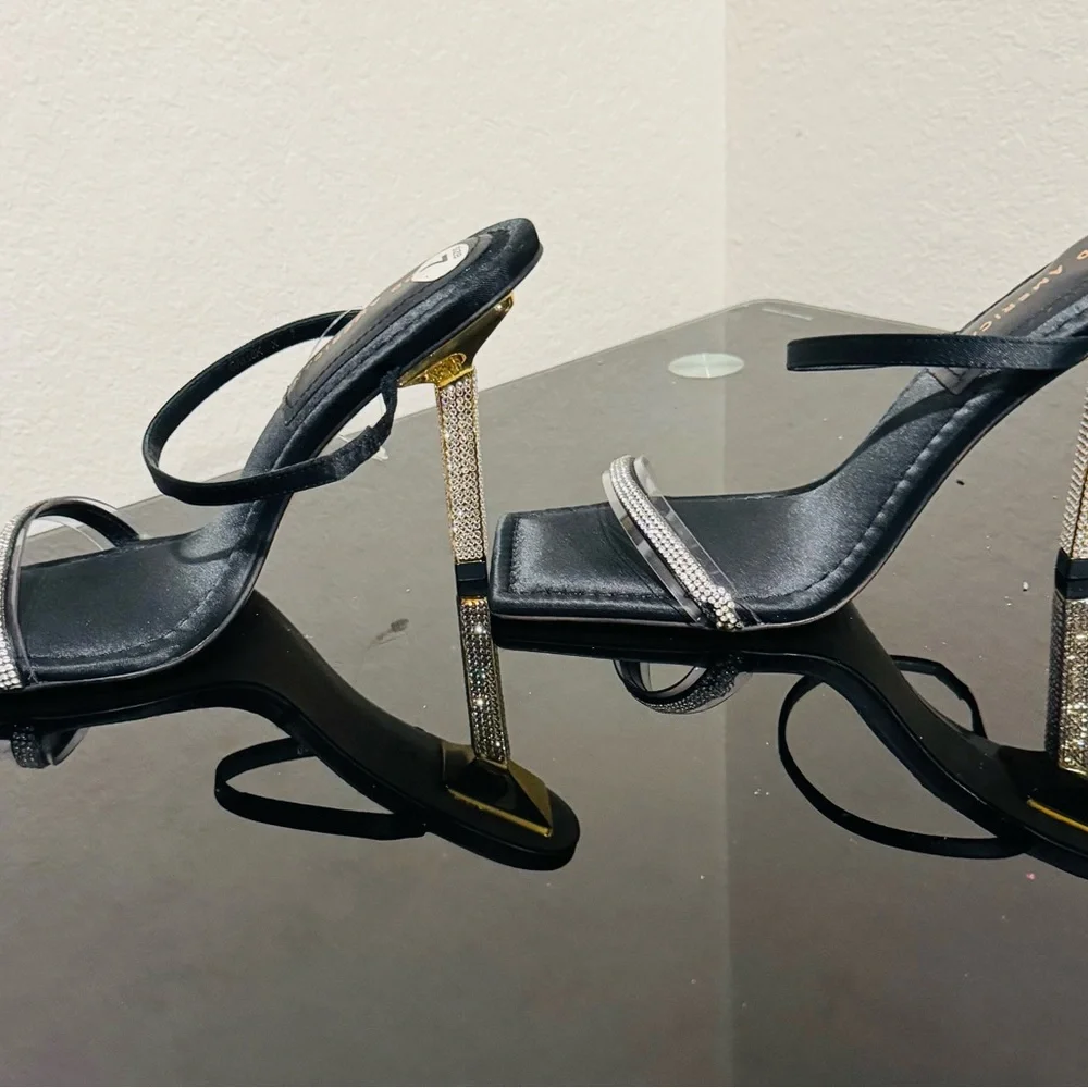 Good American Black Strappy Heels - Picture 5 of 5